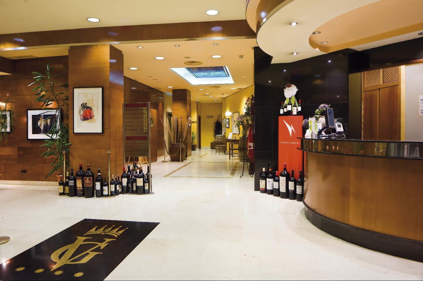 Hotel Gran Via โลโกรโญ ภายใน รูปภาพ