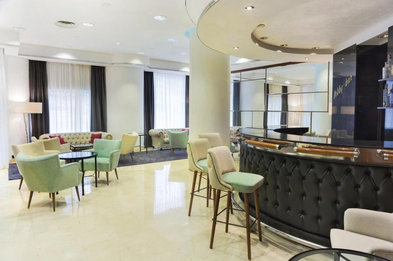 Hotel Gran Via โลโกรโญ ภายนอก รูปภาพ