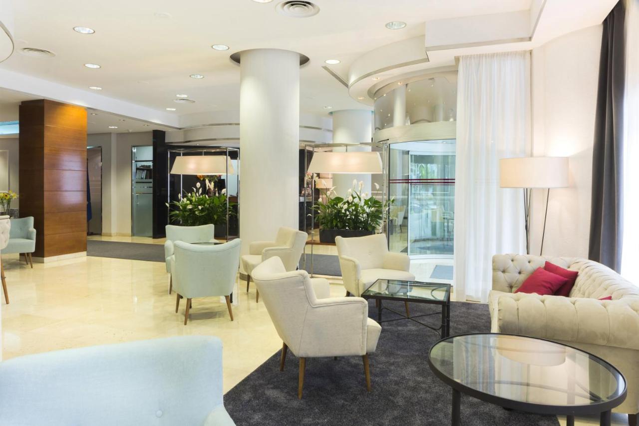 Hotel Gran Via โลโกรโญ ภายนอก รูปภาพ